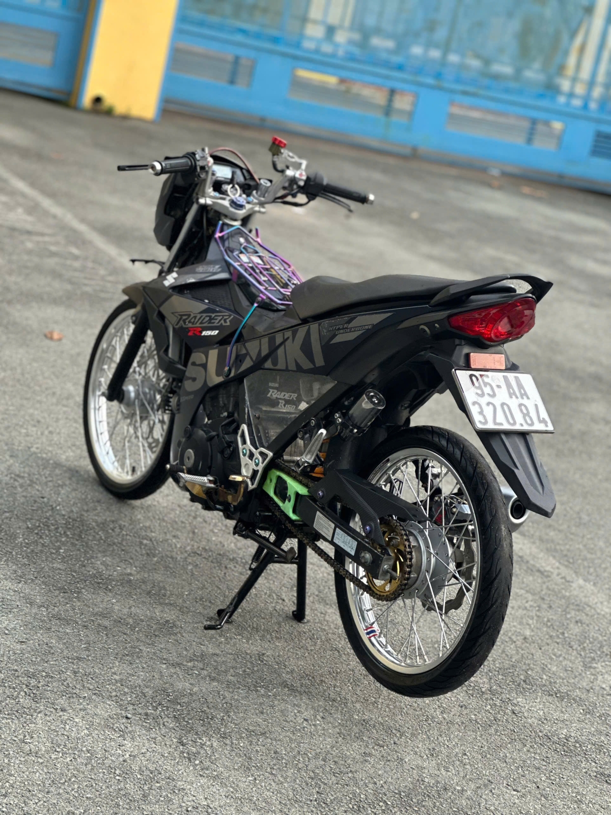 SUZUKI RAIDER BS 95AA-32084