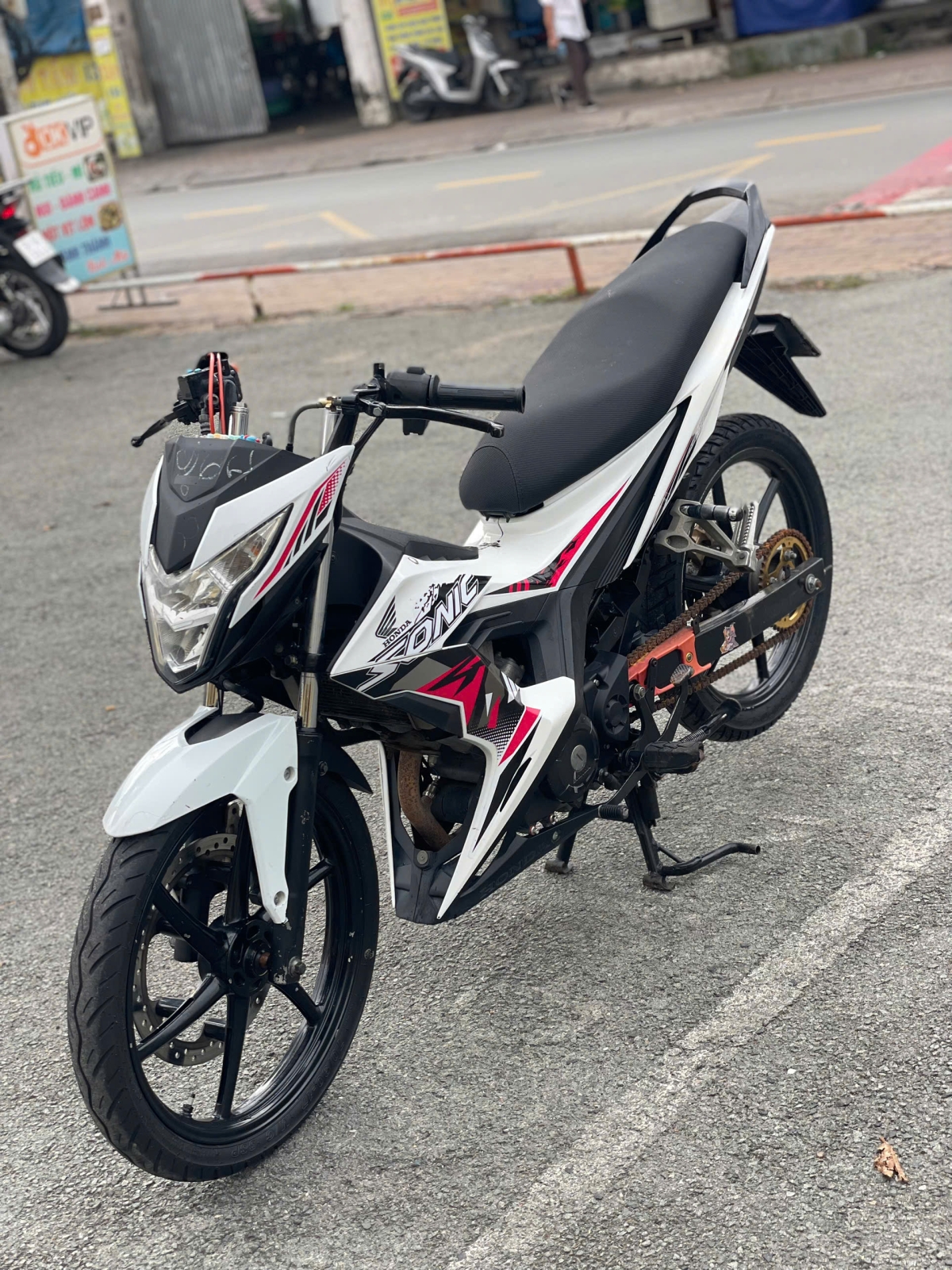 HONDA SONIC BS 68M1 - 06871