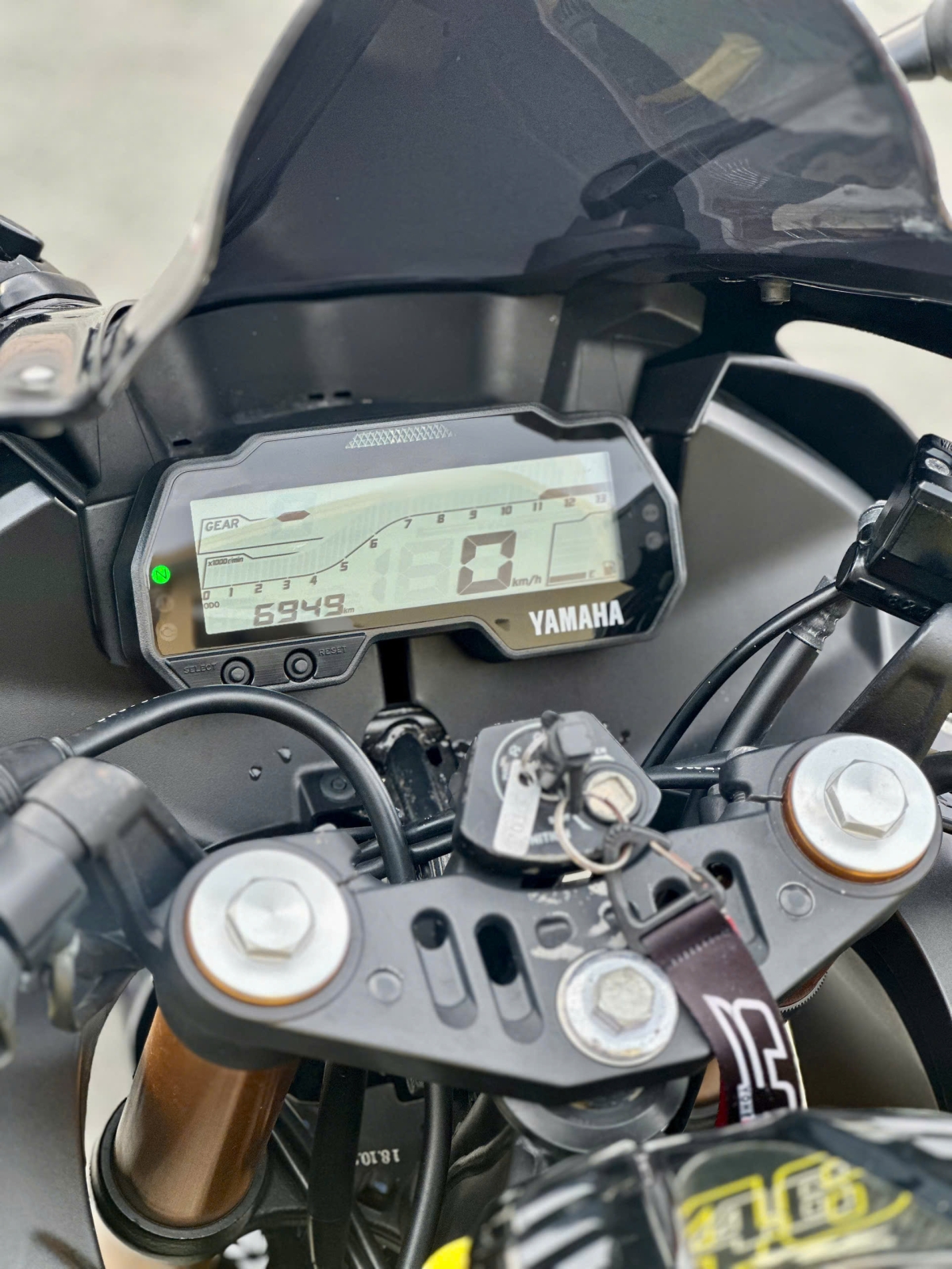 YAMAHA R15 150cc BS 50x1-02640