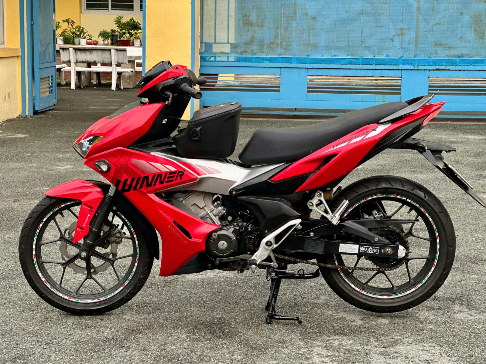 HONDA WINNER V2 BS 59L3 03906