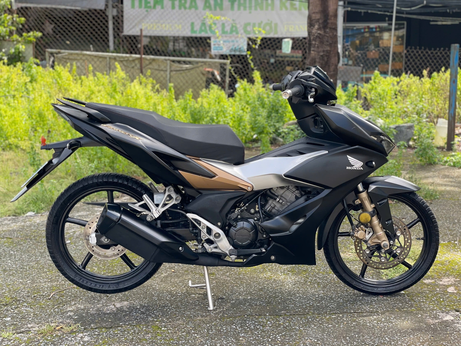 Honda Winner V2 2020 BS 71B4 24034