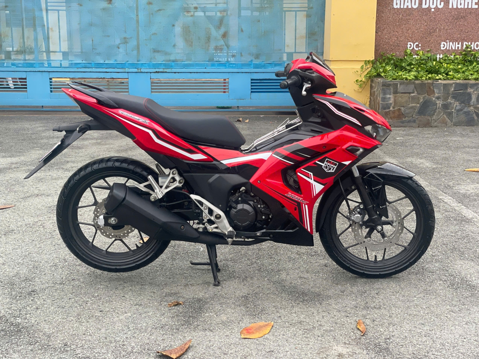 Honda Winner V3 2022 BS 86B7 53020