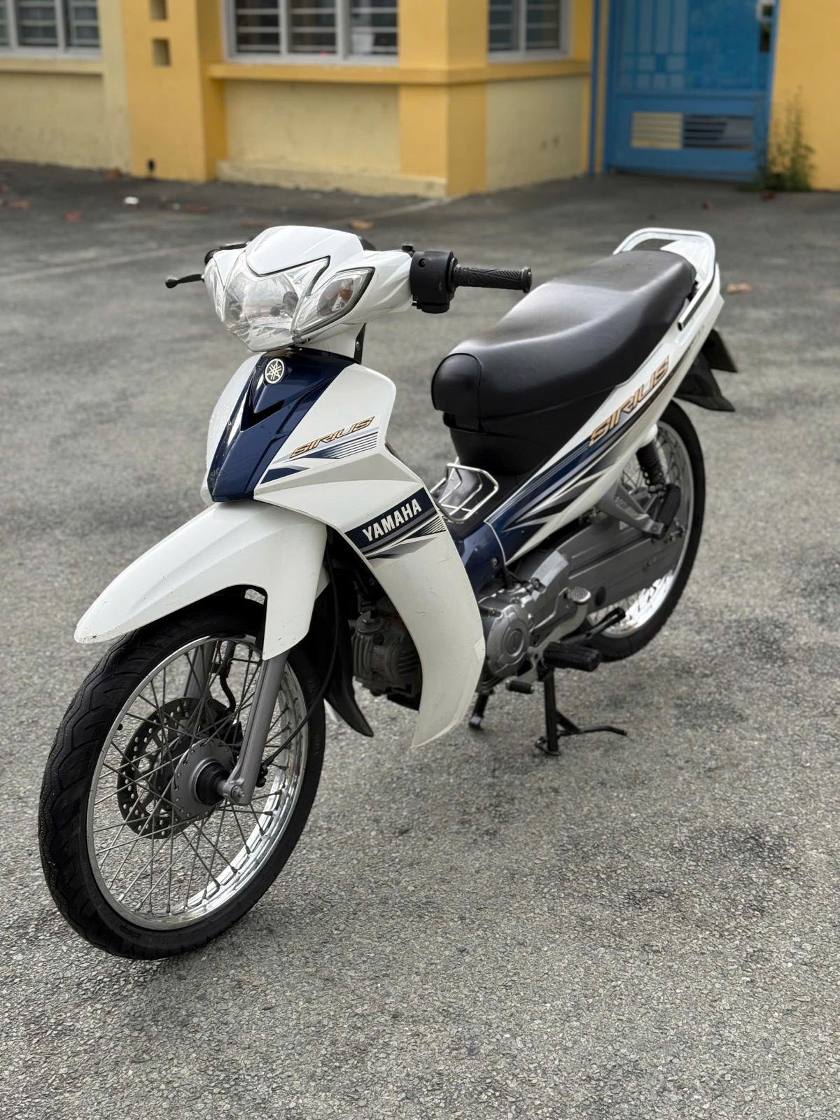 YAMAHA SIRIUS BS 69K1 38855