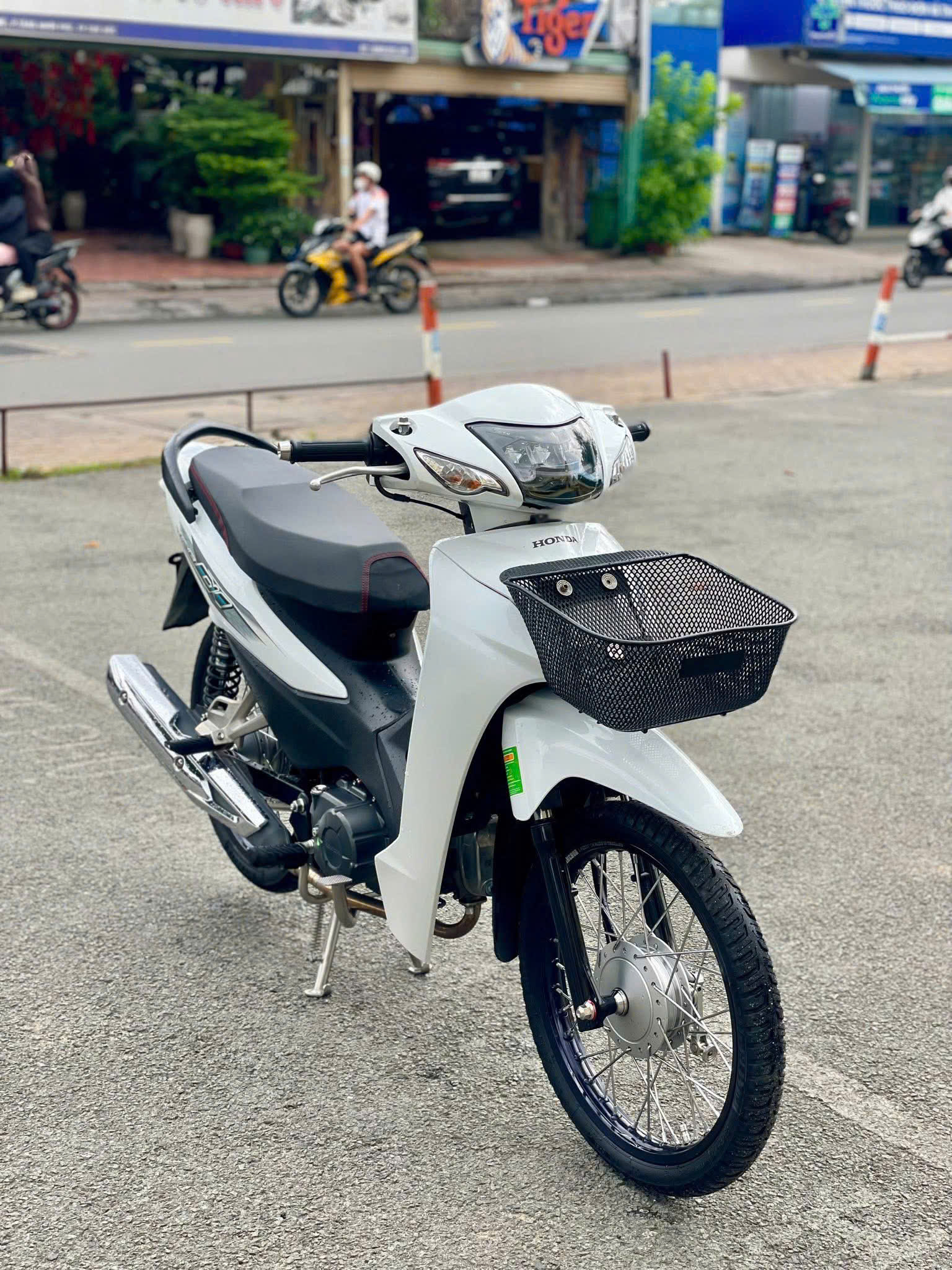 HONDA WAVE ALPHA 110CC ĐỜI 2024 HSCT BAO SANG TEN