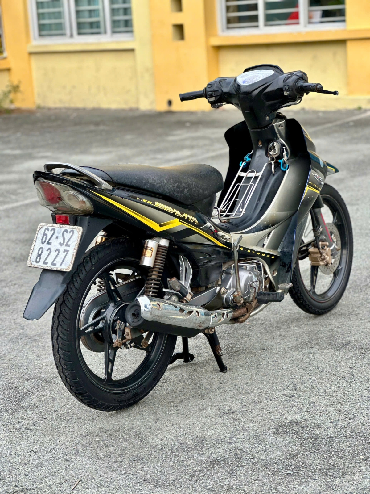 YAMAHA JUPITER BS 62S2-8227