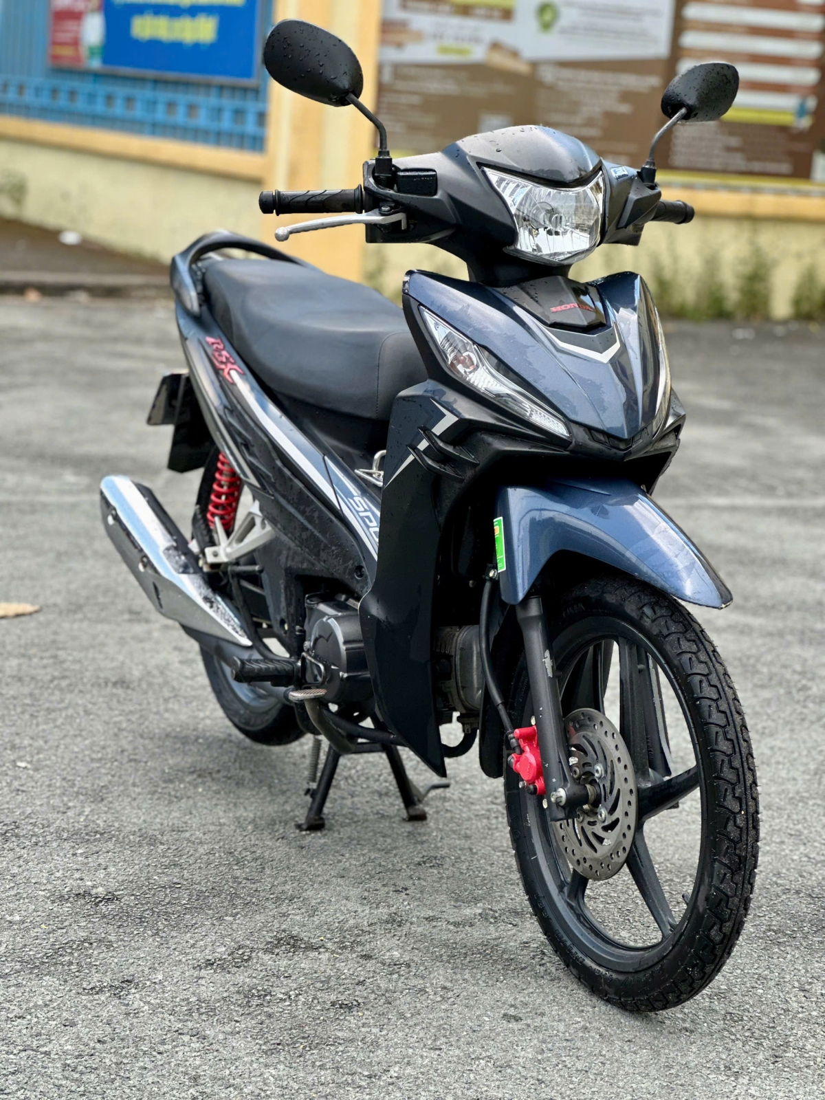 HONDA WAVE RSX FI BS 64F1-51355