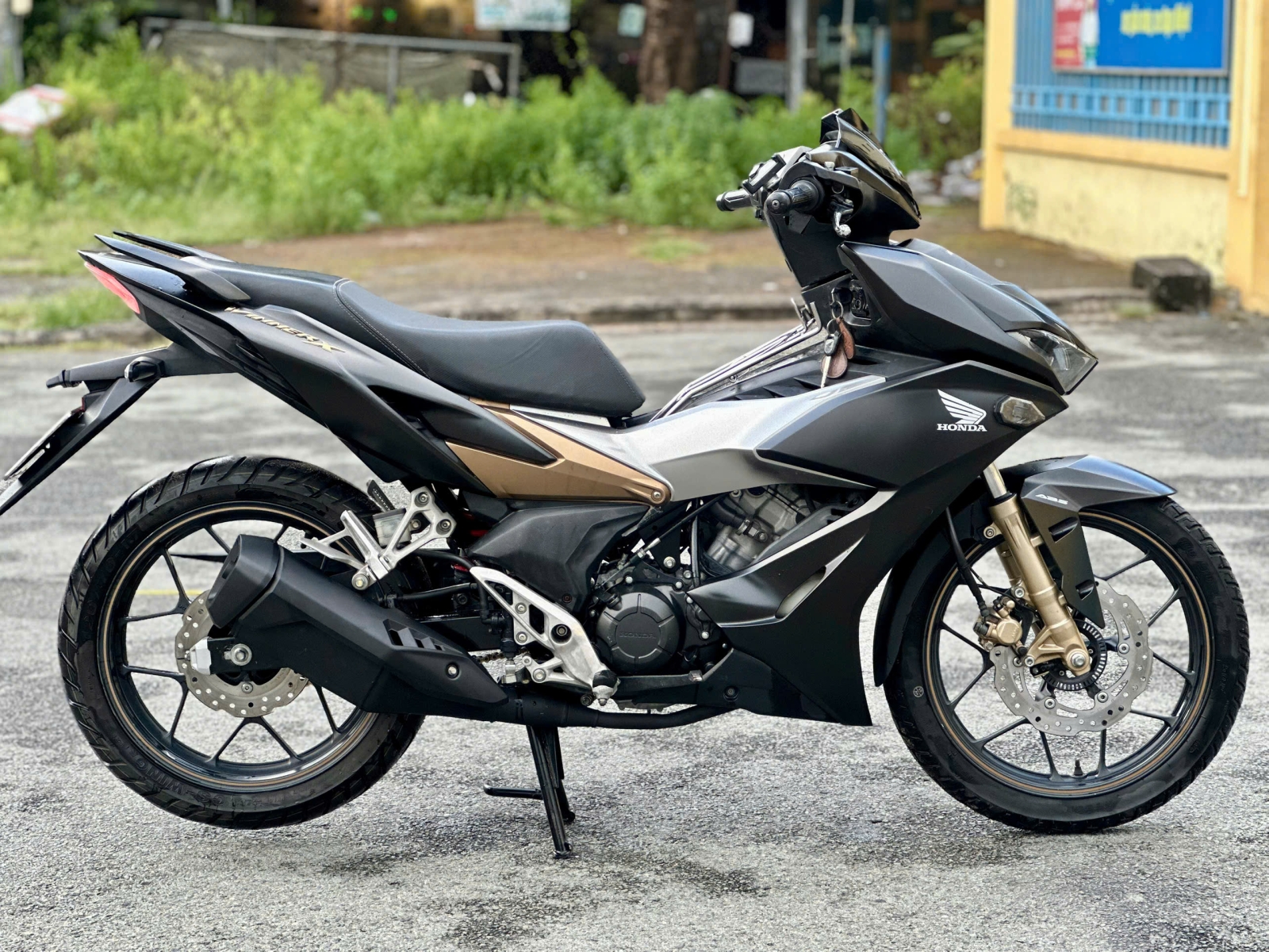 HONDA WINNER X V2 ABS BS 79N2-84322