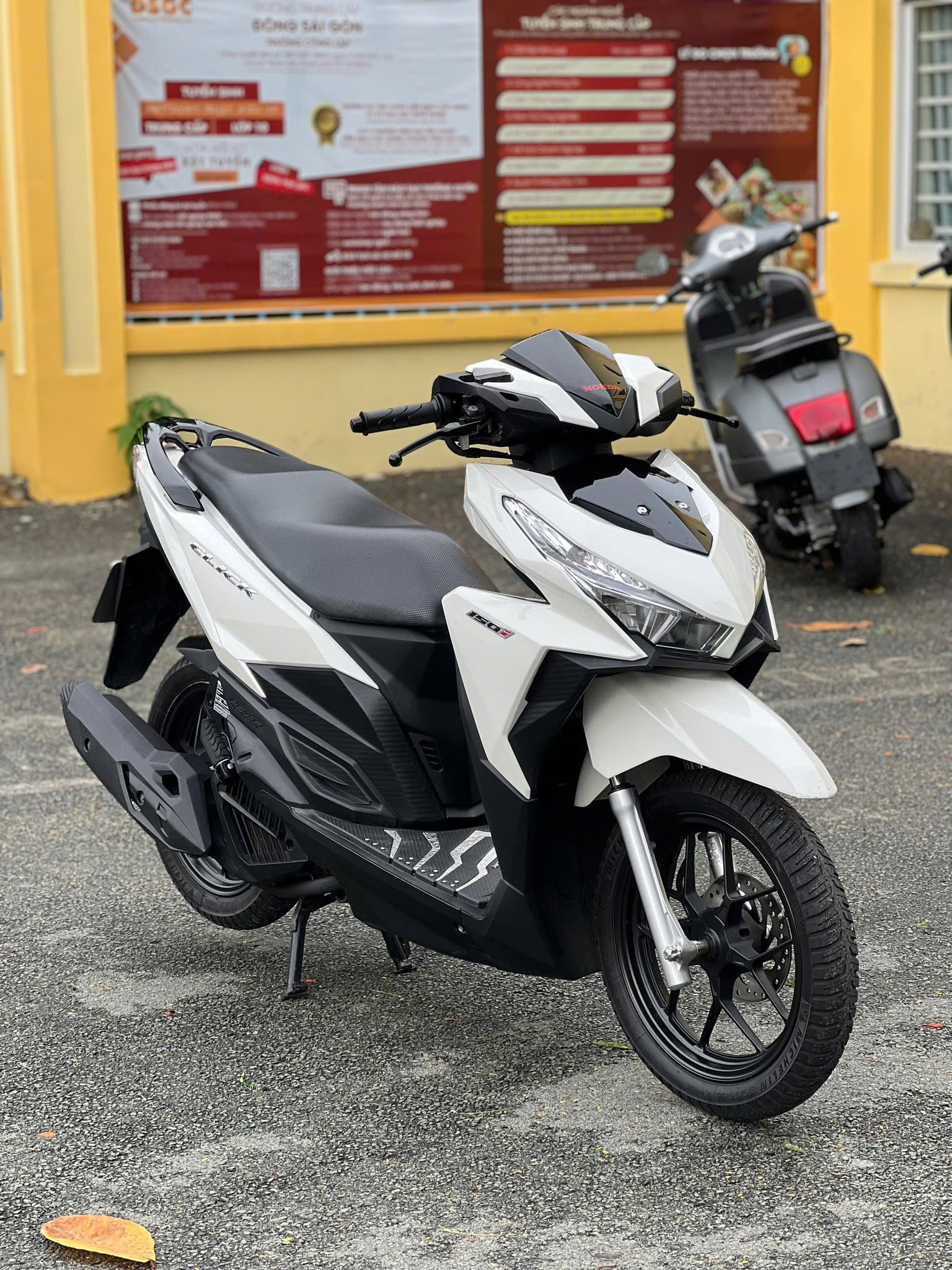 HONDA CLICK BS 59XB-629,75