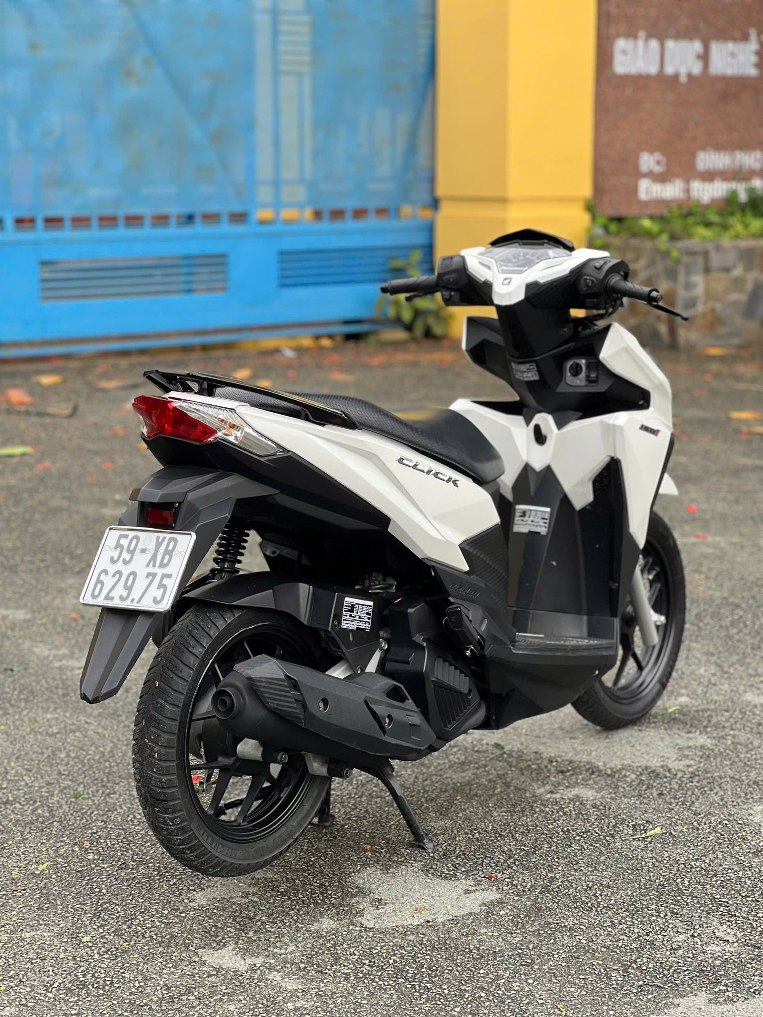 HONDA CLICK BS 59XB-629,75