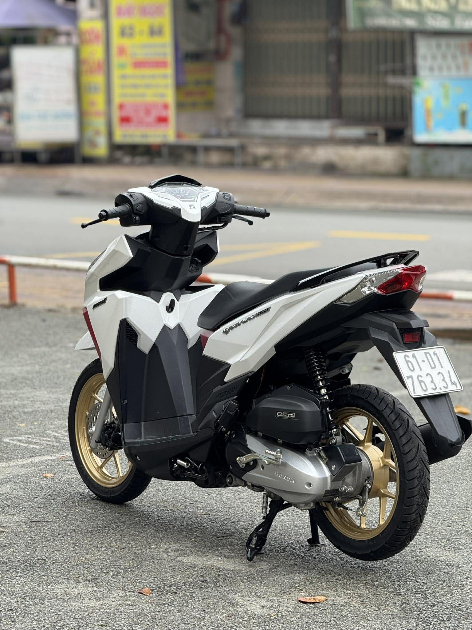 HONDA CLICK BS 61D1-76334