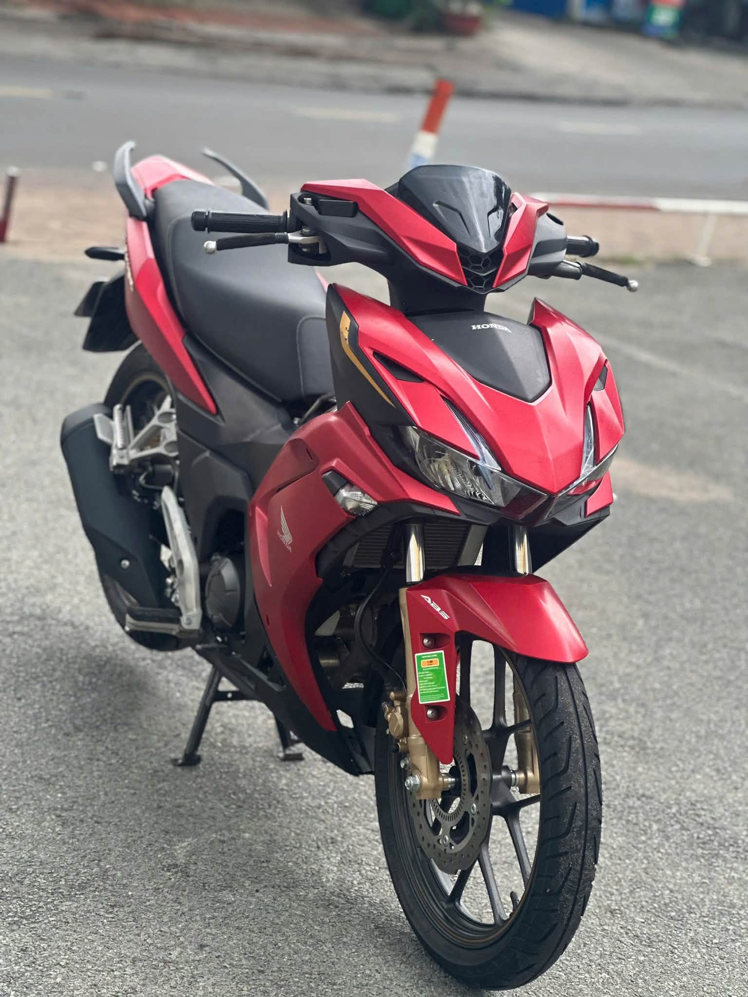 HONDA WINNER V4 ABS BS 59SA-27332