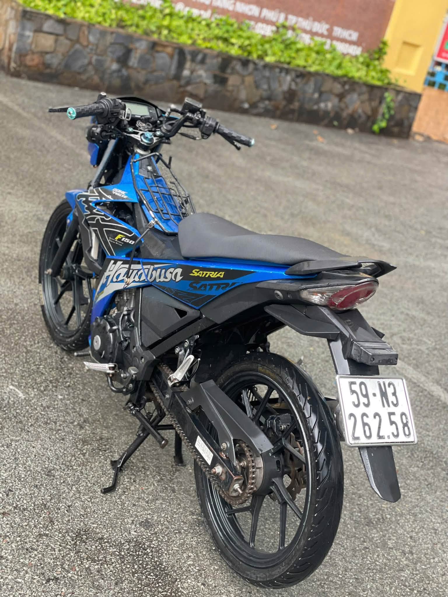 SUZUKI SATRIA 150cc BS 59N3-26258 xe khong chinh chu