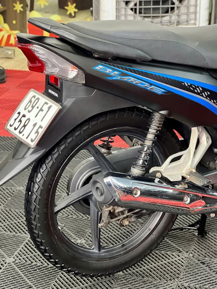 Honda Wave Blade 2017 69F1-35815