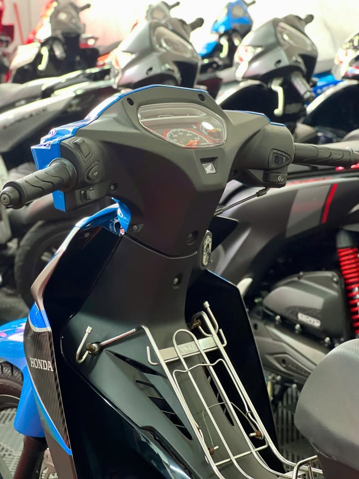 Honda Wave Blade 2017 69F1-35815