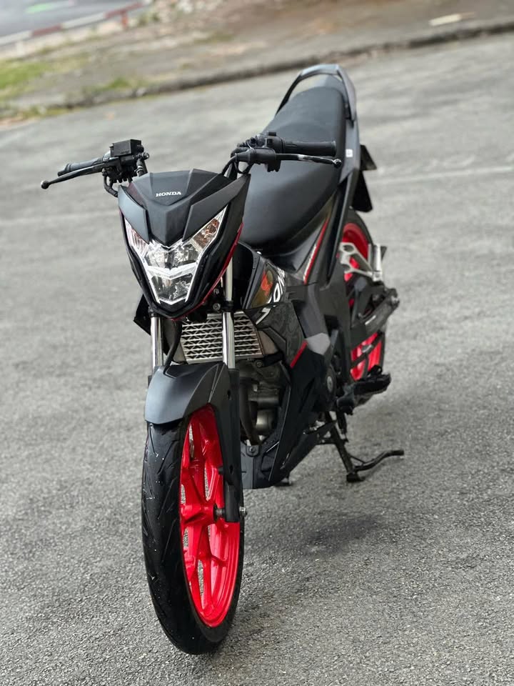 HONDA SONIC 61D1-985.70