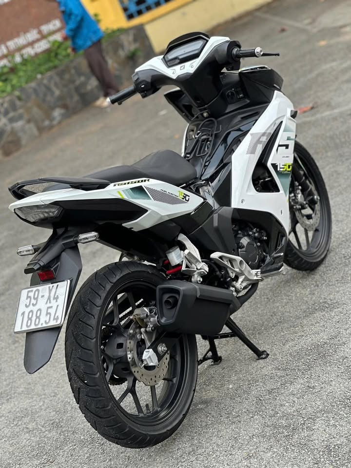 HONDA WINNER X V3 59x4-188.54