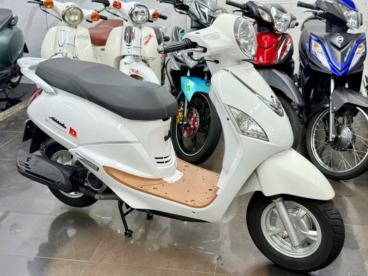 Atila Elizabet King 2015 59X1-61679