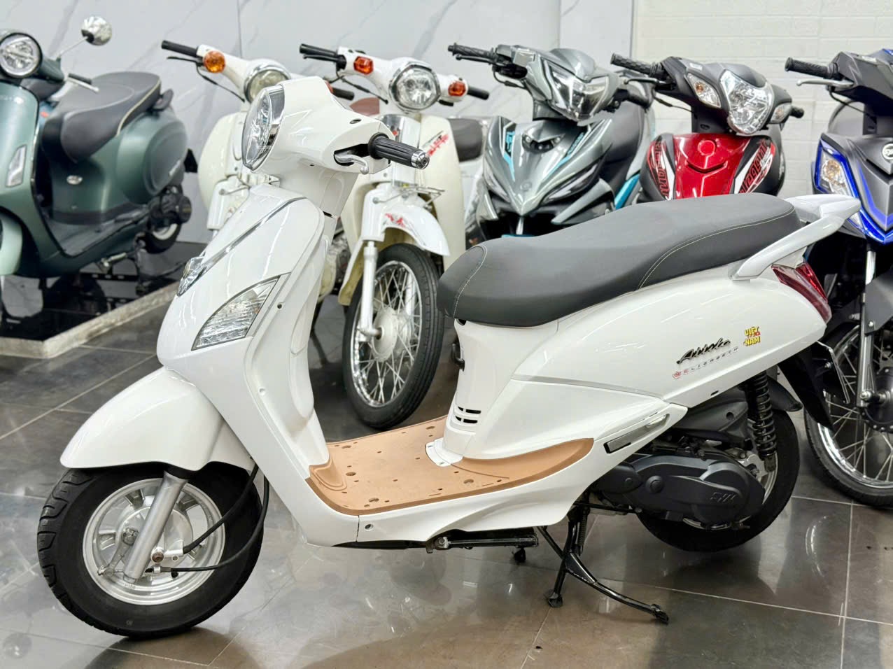 Atila Elizabet King 2015 59X1-61679