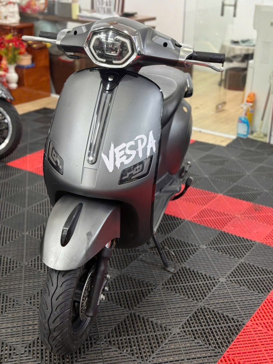 Vespa 50cc 2022 72AF-05436