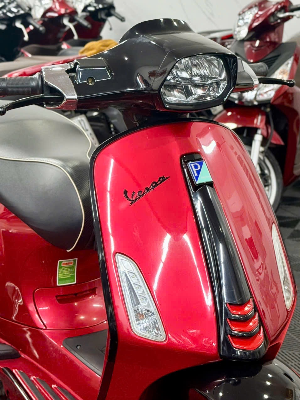 Vespa Sprint 2020 Bao sang tên