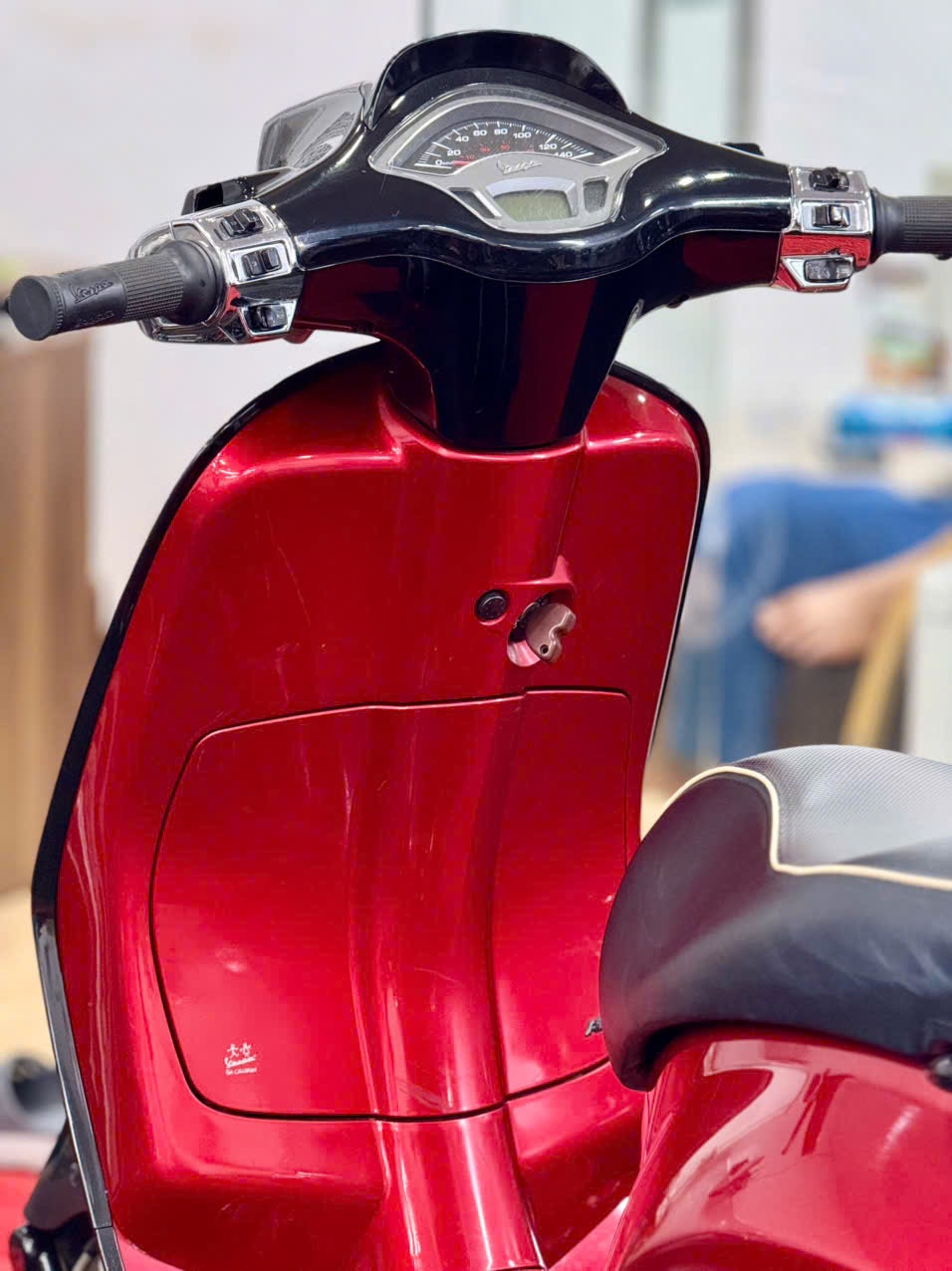 Vespa Sprint 2020 Bao sang tên
