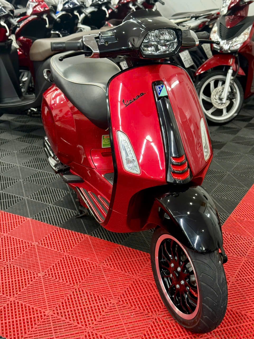Vespa Sprint 2020 Bao sang tên
