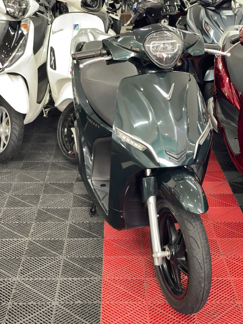 VINFAST FELIZ S 2024 8500KM 60AN-12766
