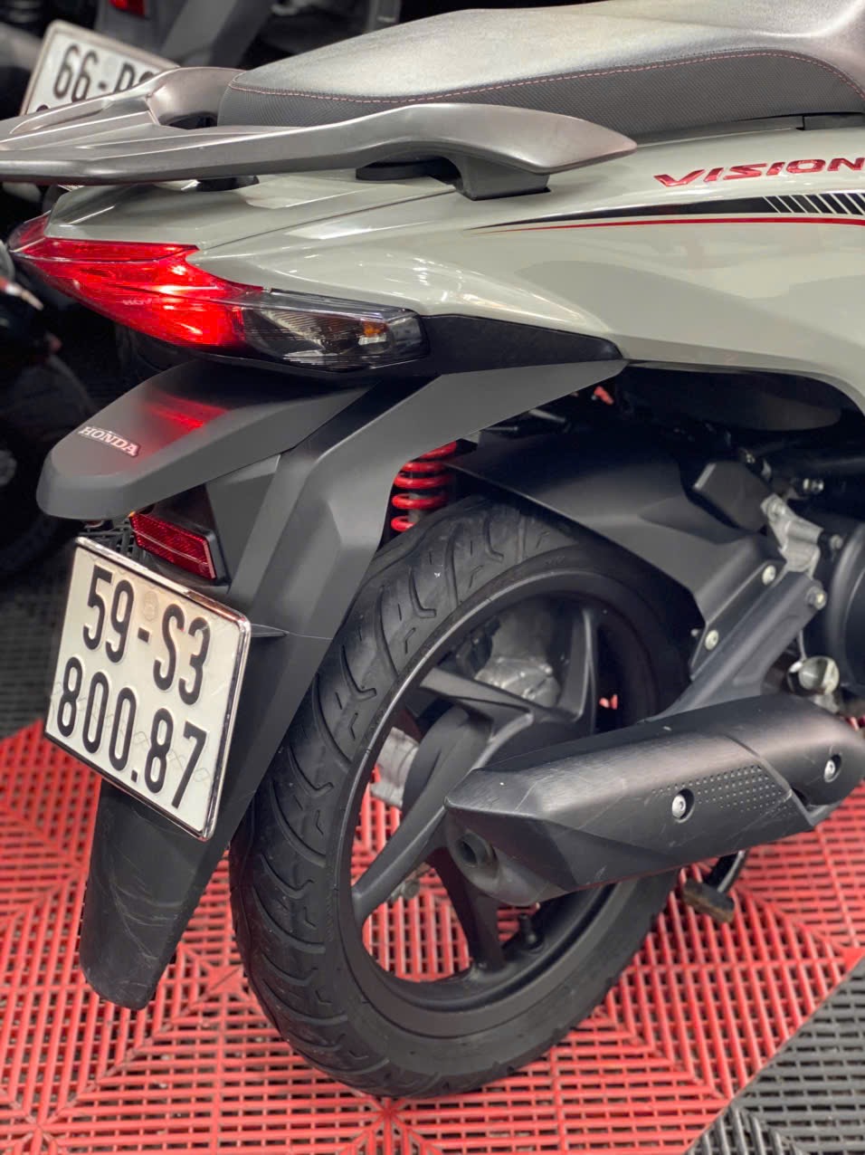 HONDA VISION 2023 BÁNH LỚN 59S3-80087