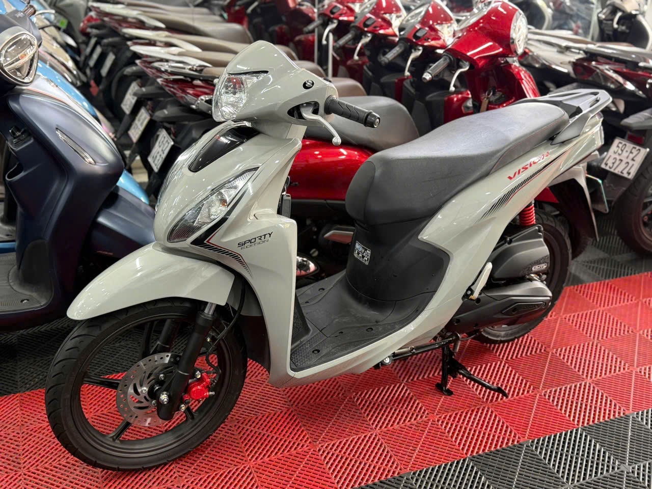 HONDA VISION 2023 BÁNH LỚN 59S3-80087