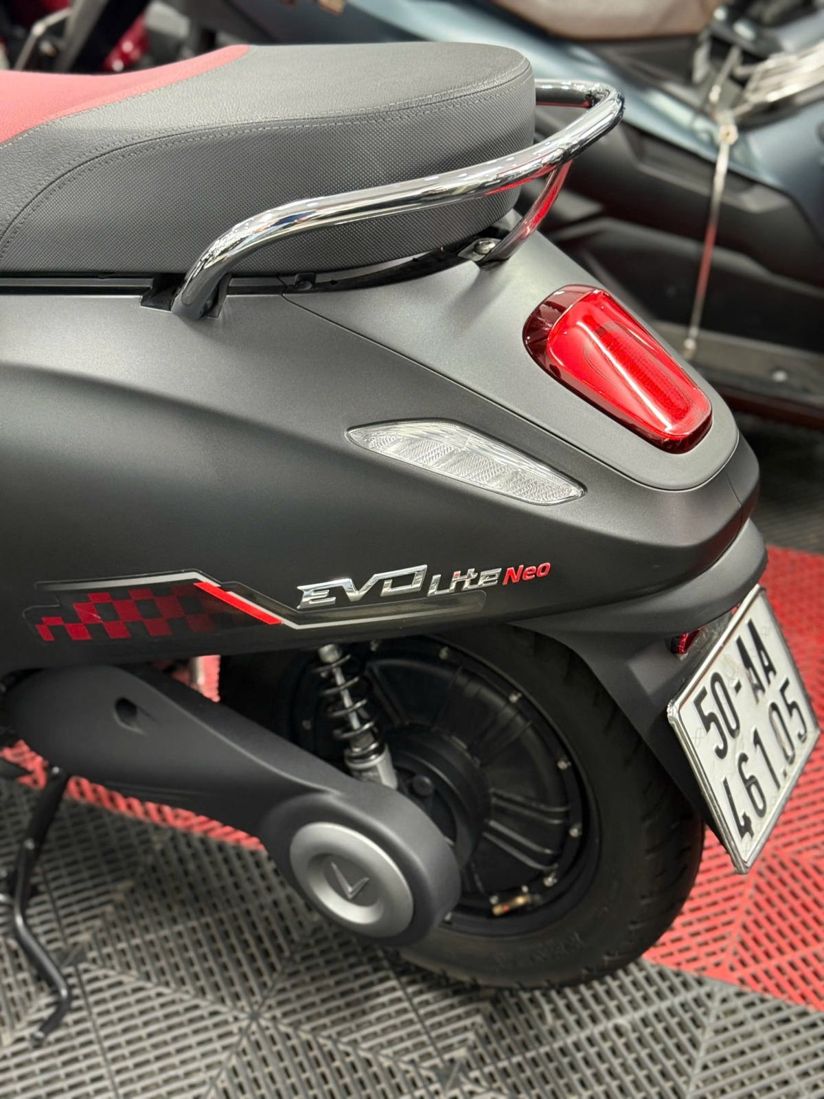 VINFAST EVO LITE NEO 50CC GIÁ RẺ 50AA-46105