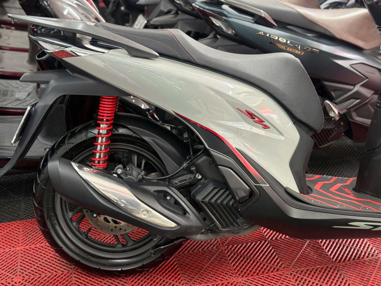 HONDA SH 125 ABS 2025 6000KM 84AA-49014