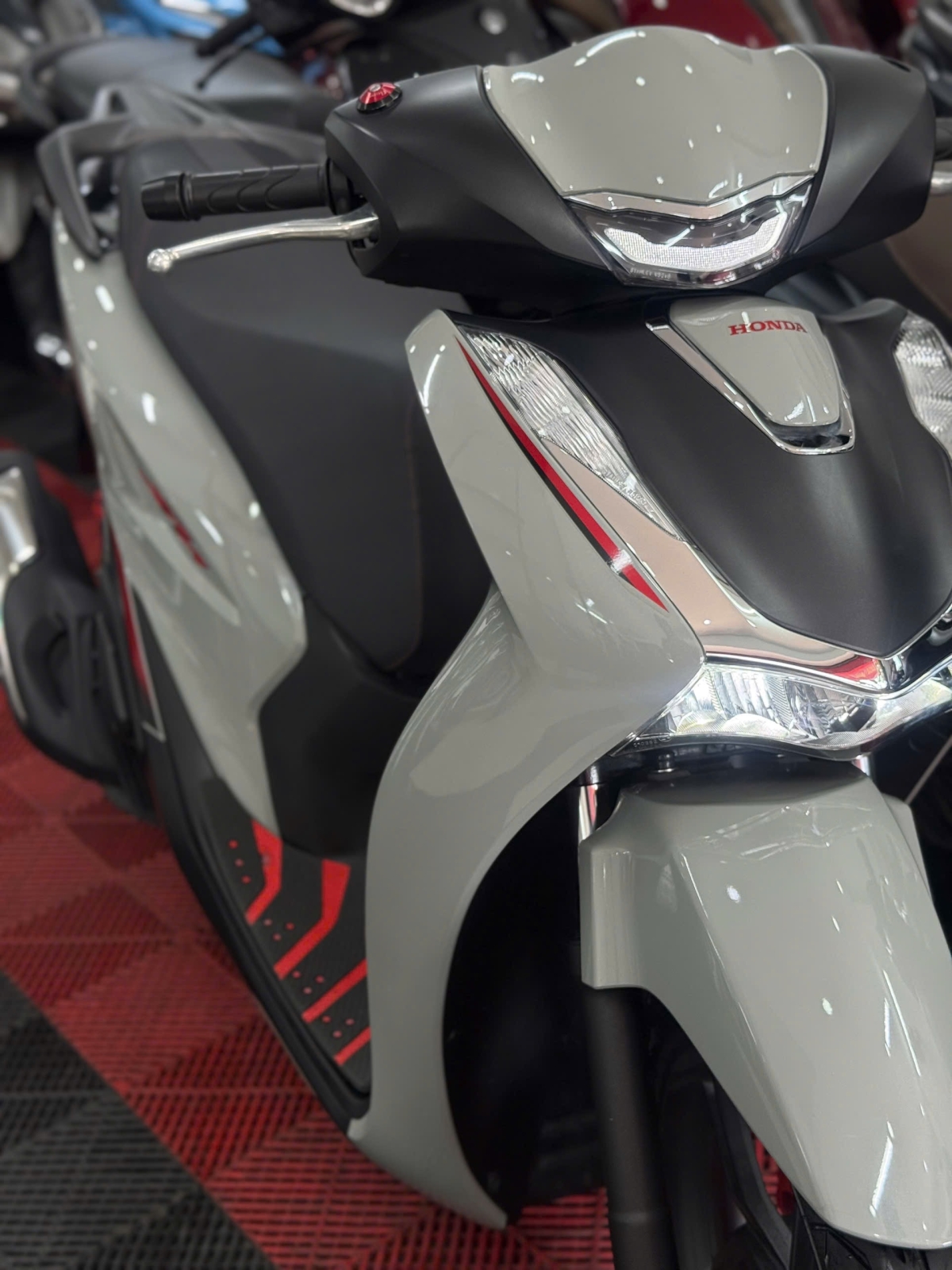 HONDA SH 125 ABS 2025 6000KM 84AA-49014