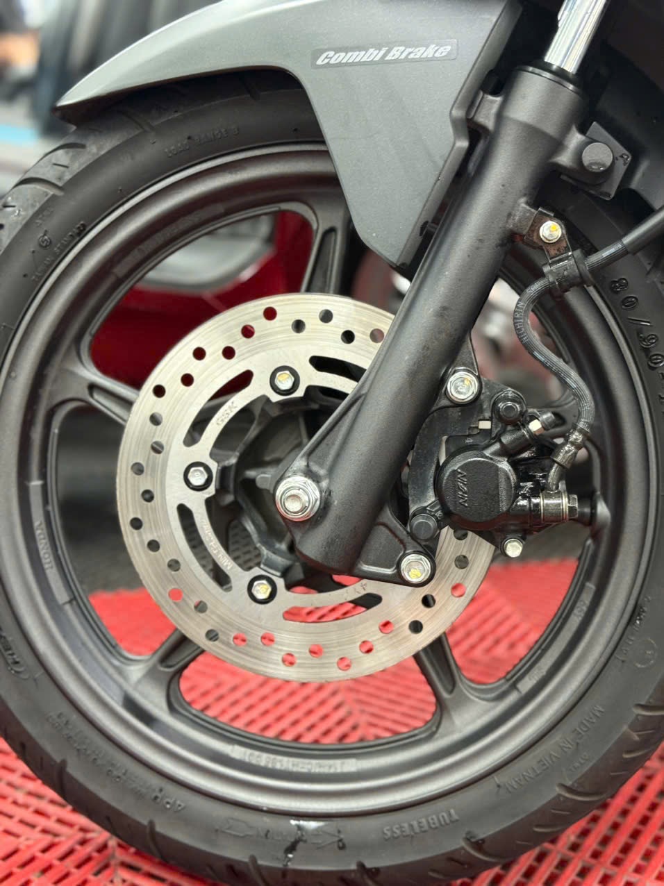 HONDA AIRBLADE 125 4V 2023 9000KM 59XB-39490