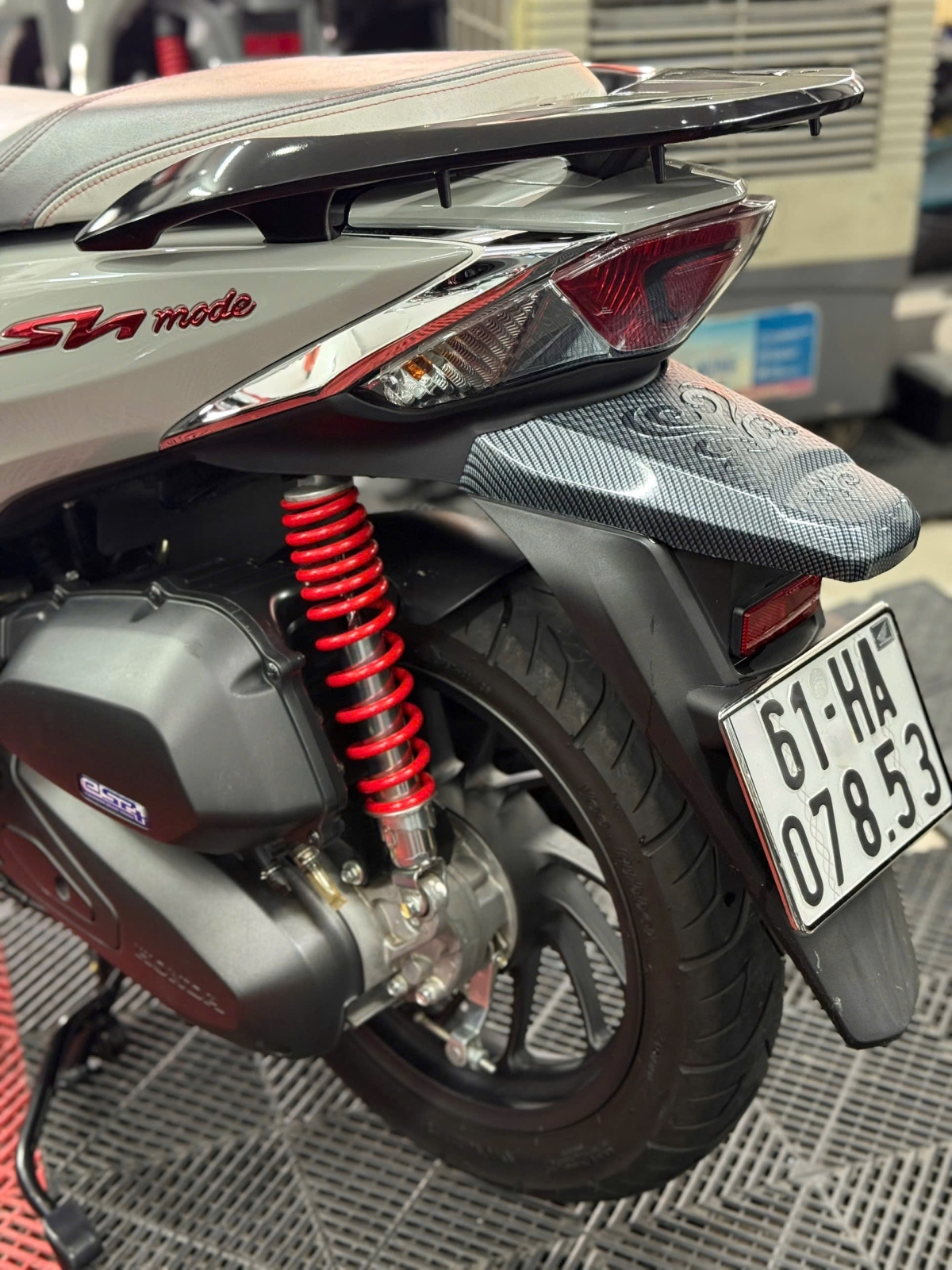 HONDA SH MODE 2025 ABS 8000KM 61HA-07853
