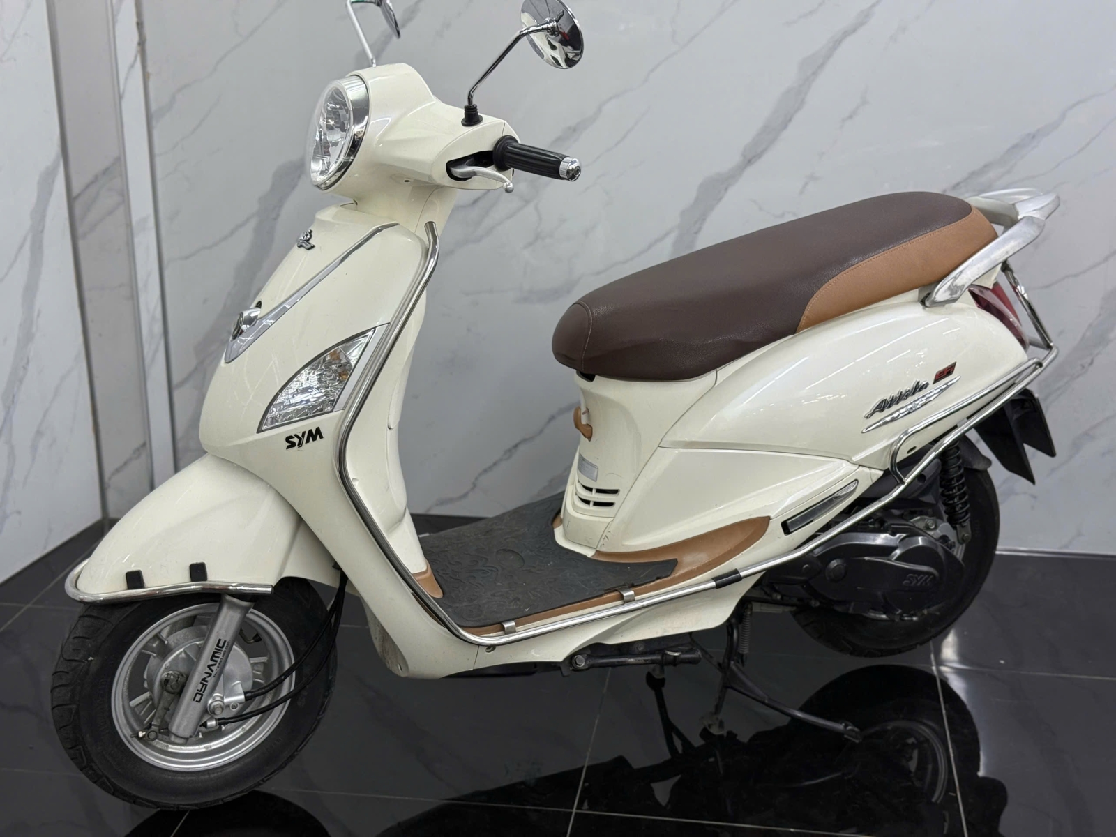 Atila Elizabet 2015 59X1-91026