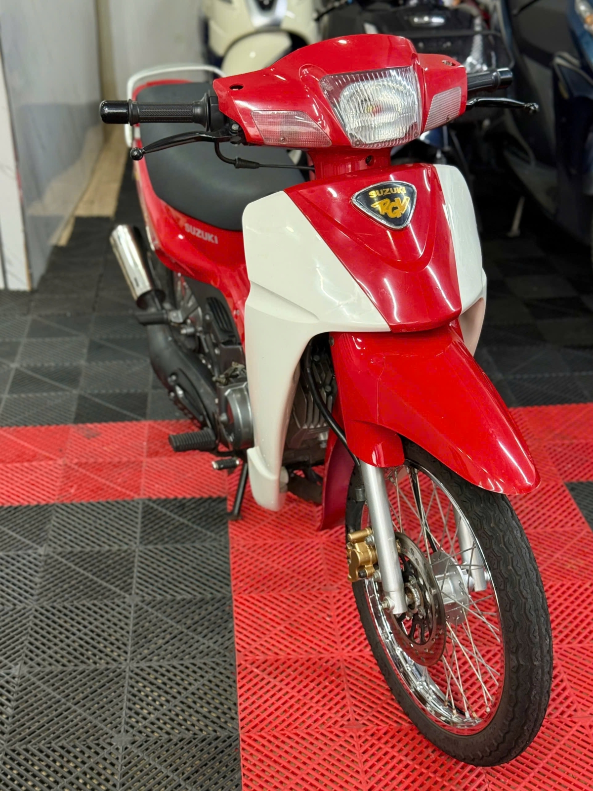 SUZUKI XIPO RGV 120 59D3-27861