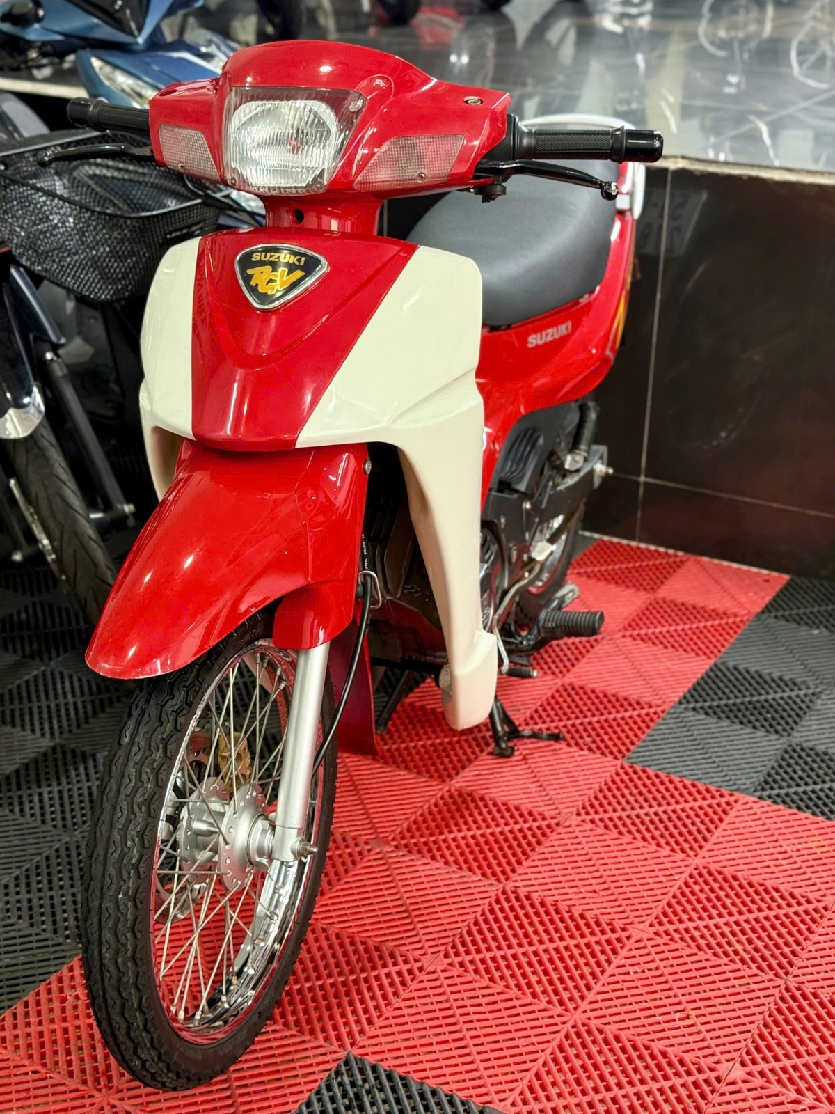 SUZUKI XIPO RGV 120 59D3-27861