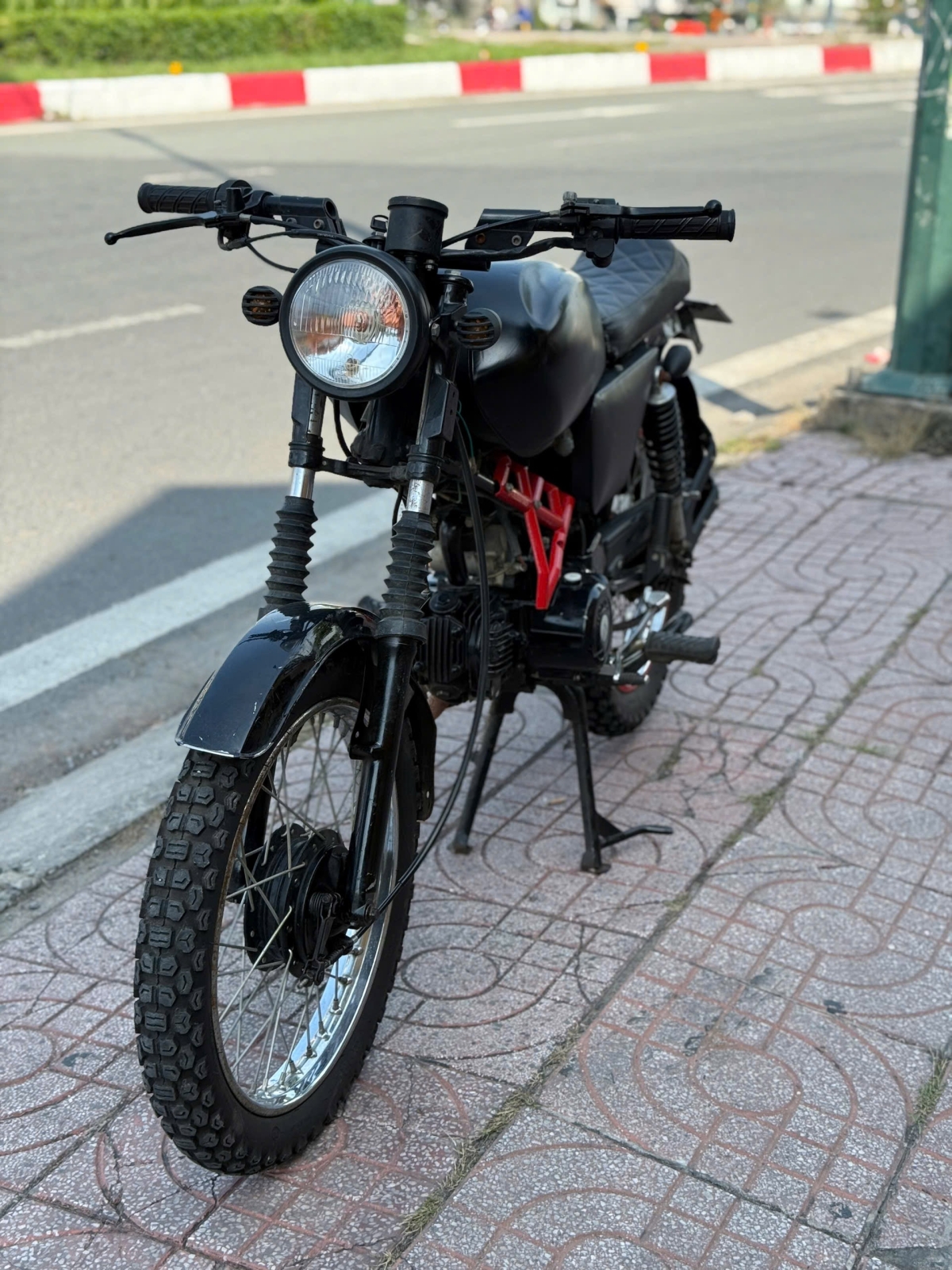 Win TQ Caferacer 25T1-1519