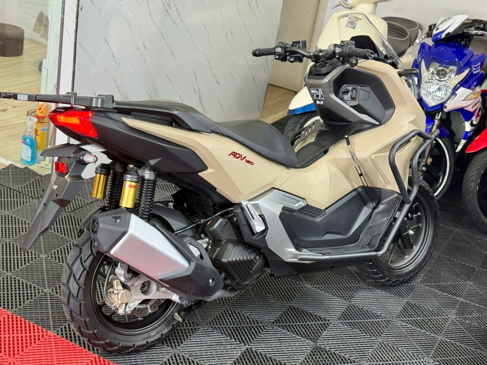 ADV160 2026 3000km Bao sang tên