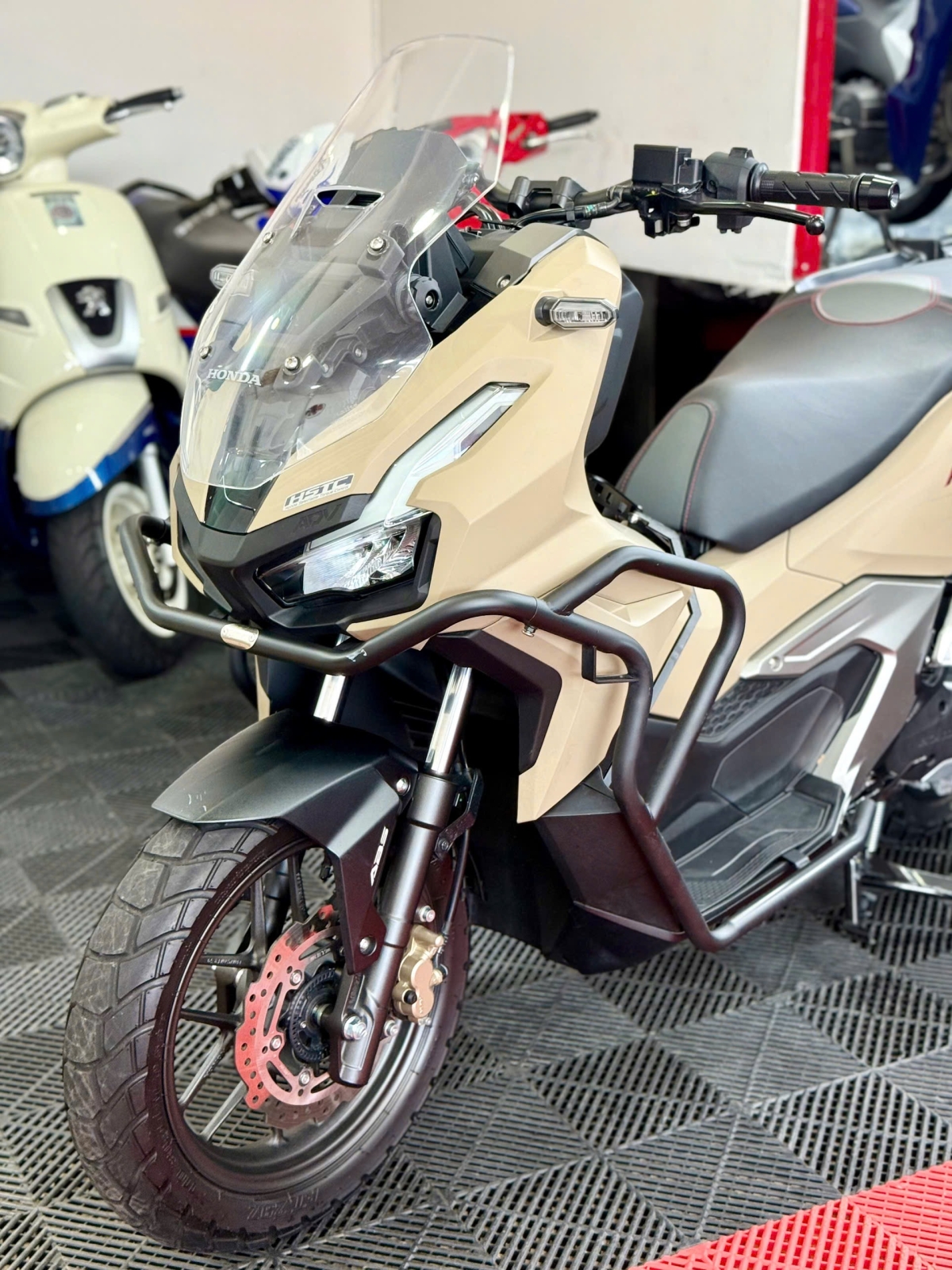 ADV160 2026 3000km Bao sang tên