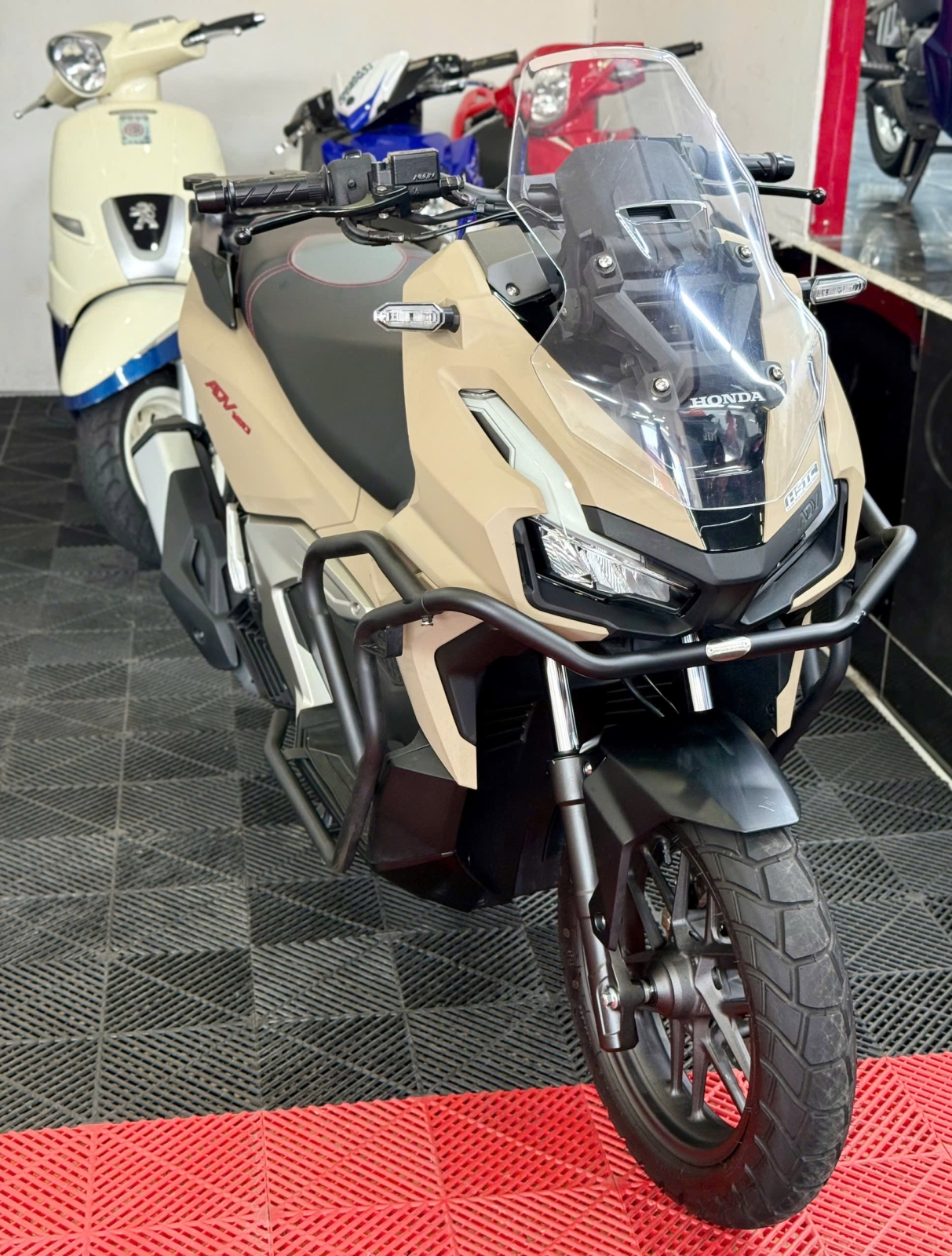 ADV160 2026 3000km Bao sang tên