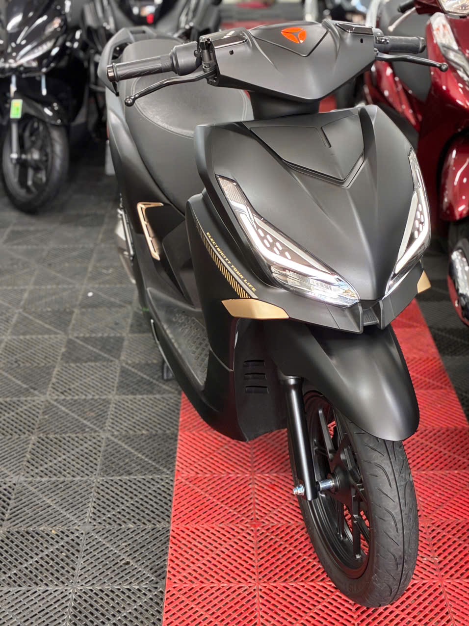 YADEA VELAX H 5000KM 50AA-19158