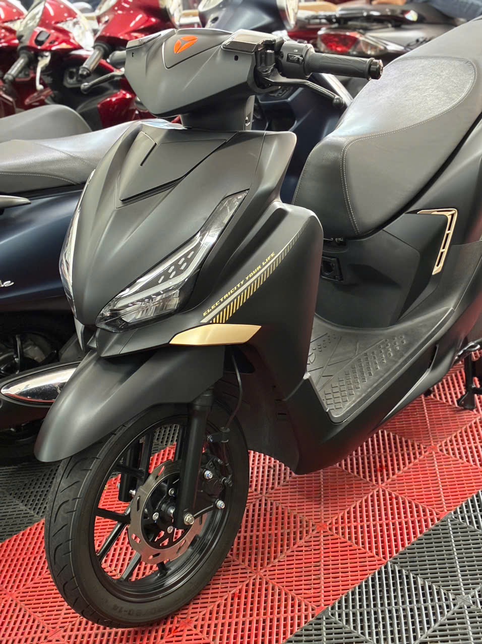 YADEA VELAX H 5000KM 50AA-19158
