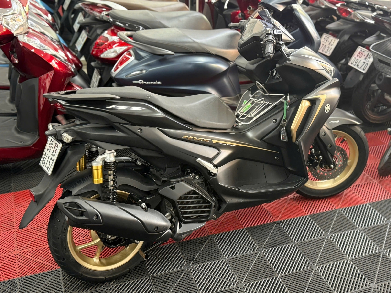 YAMAHA NVX 155 V2 2022 SMK 59X3-84157
