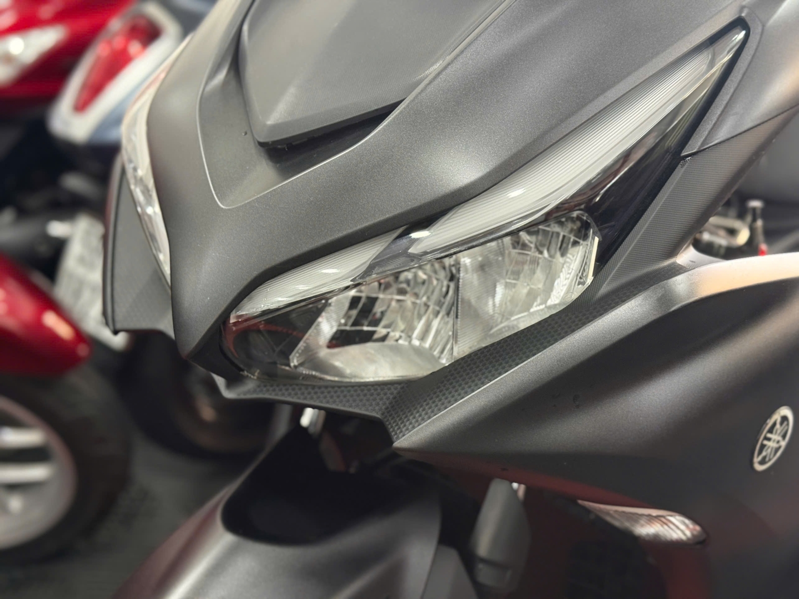 YAMAHA NVX 155 V2 2022 SMK 59X3-84157