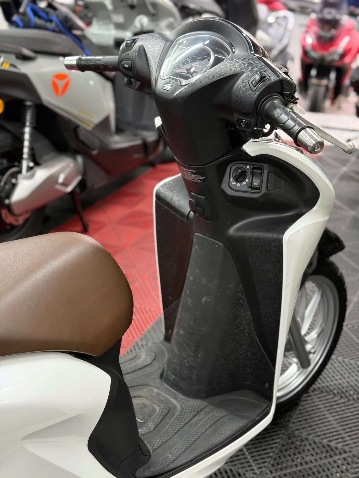 HONDA VISION 2024 59XB-50786