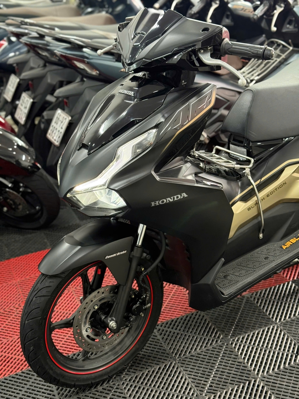 HONDA AIRBLADE 125 2020 LƯỚT 8000KM 59C3-13685