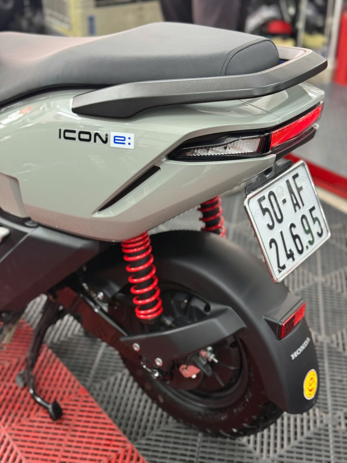 HONDA ICON E 2026 2000KM 50AF-24695