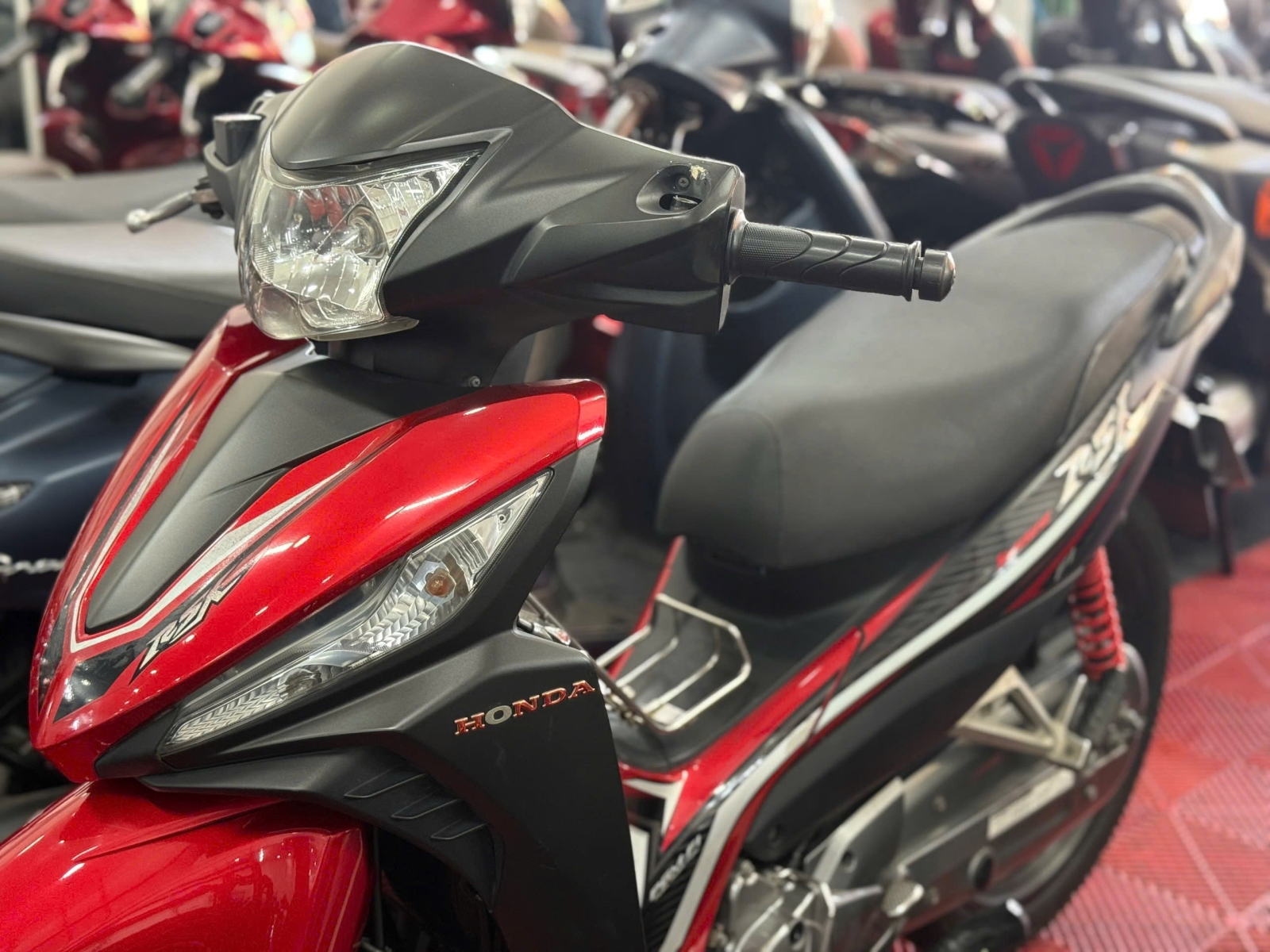HONDA WAVE RSX FI 2018 72K1-49165