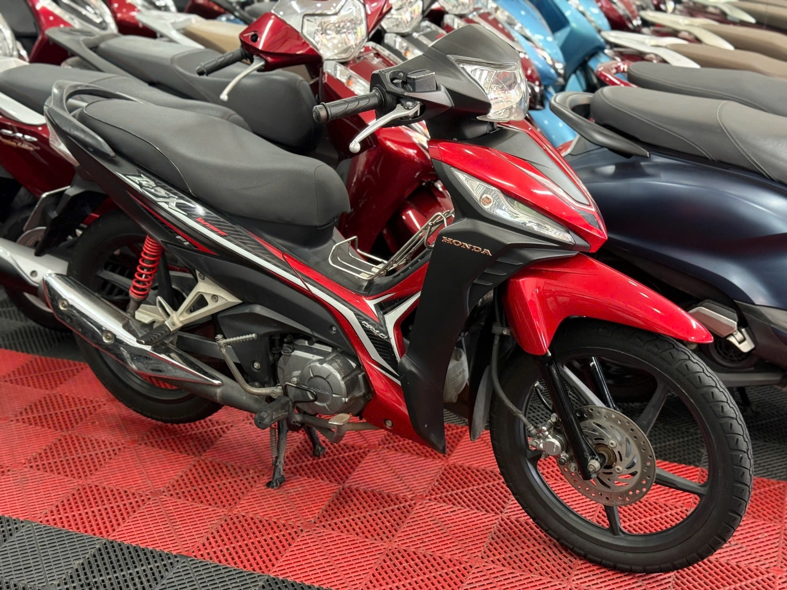 HONDA WAVE RSX FI 2018 72K1-49165